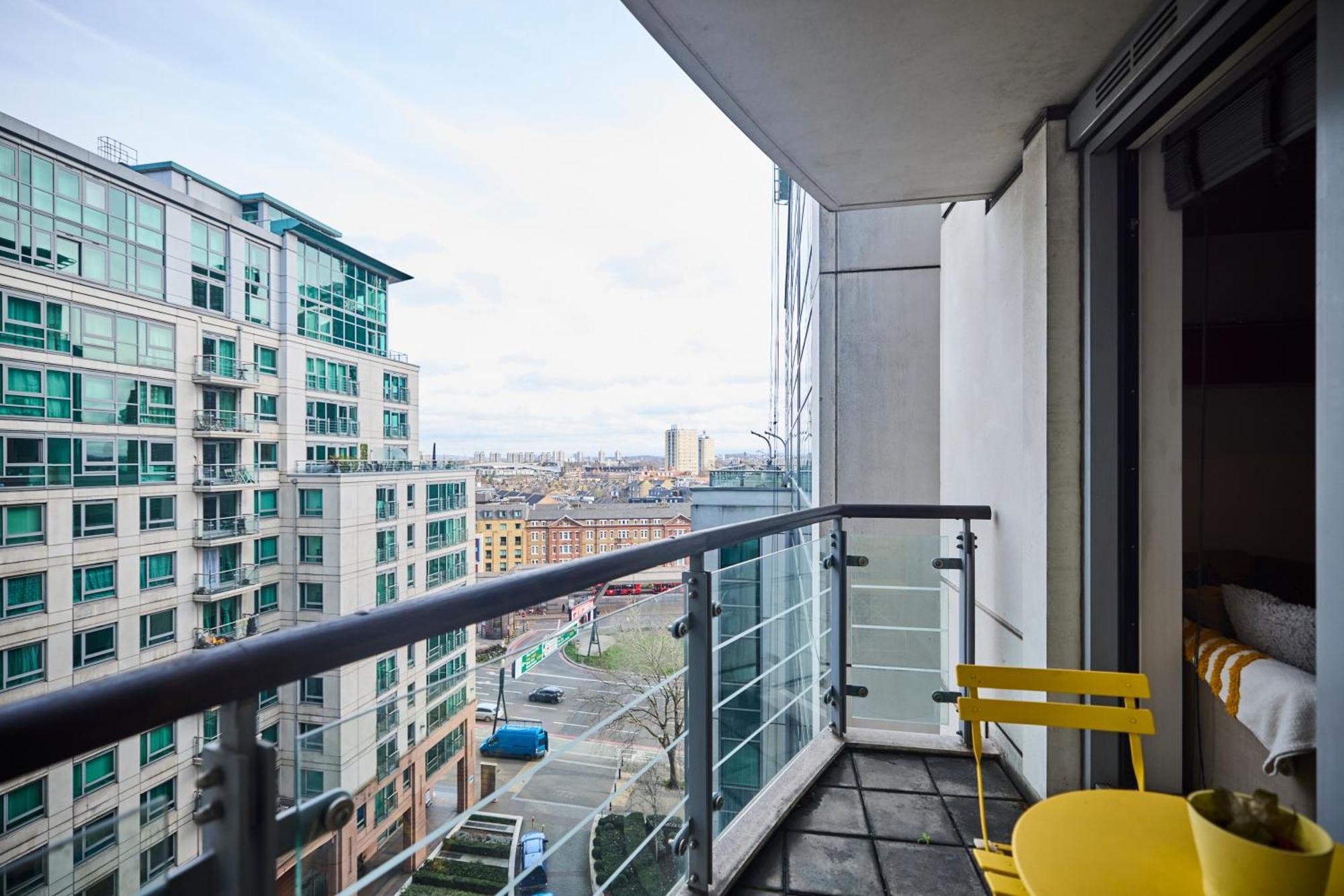 The Vauxhall Hideout - Comfy 2Bdr Flat With Balcony ロンドン エクステリア 写真